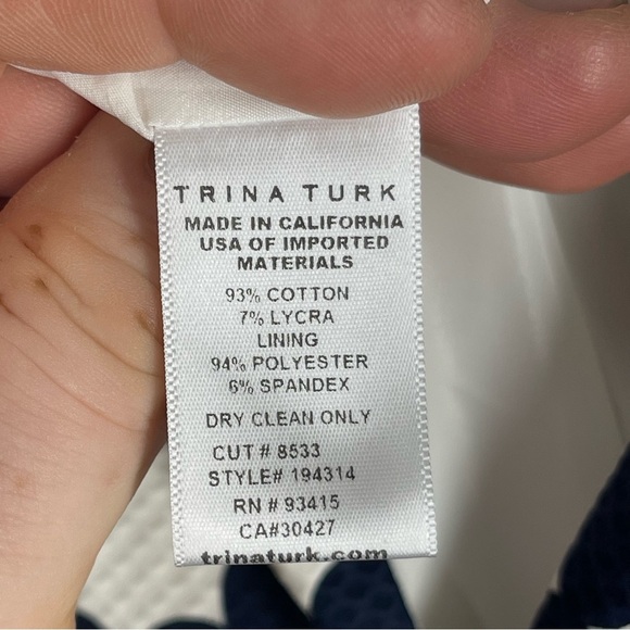 TRINA TURK Jungle Island V-Neck Shift
Dress Women Size 0, Sleeveless, - Picture 12 of 12